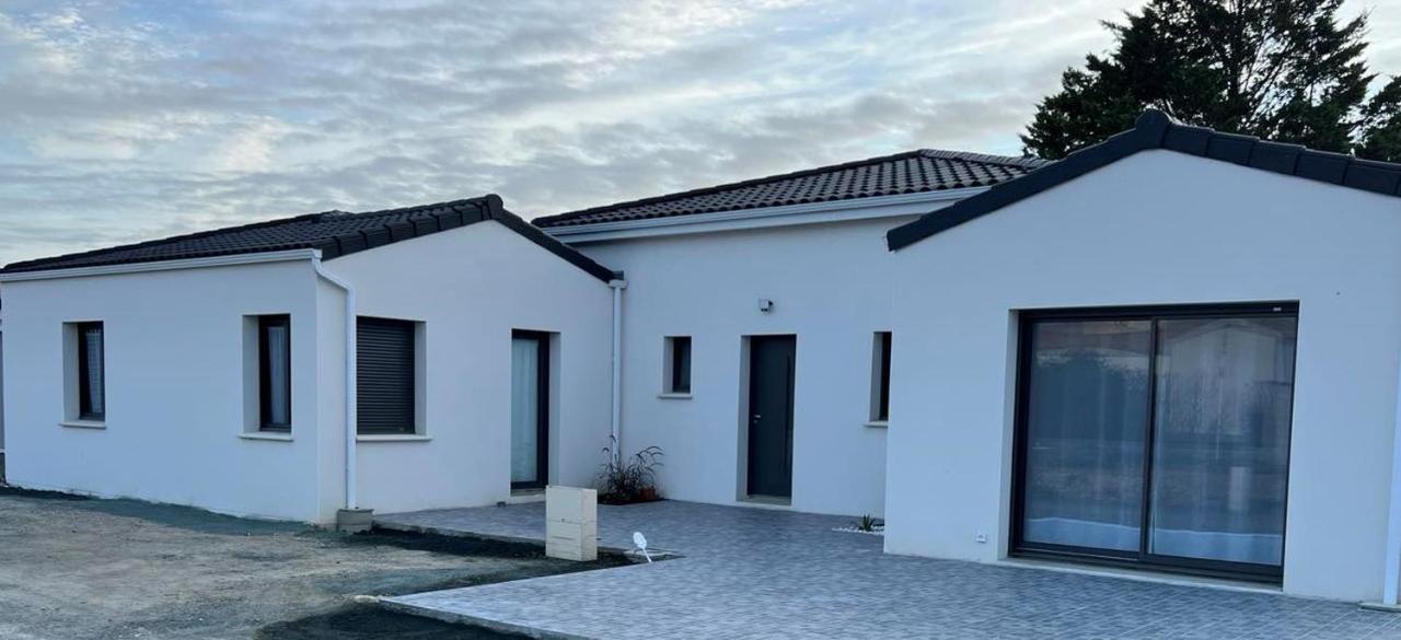 Maison Neuve De Standing 150 M2 Croix-Chapeau Exterior foto
